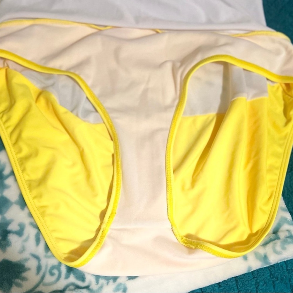 Retro Style Swimsuit💦 - Picture 4 of 7